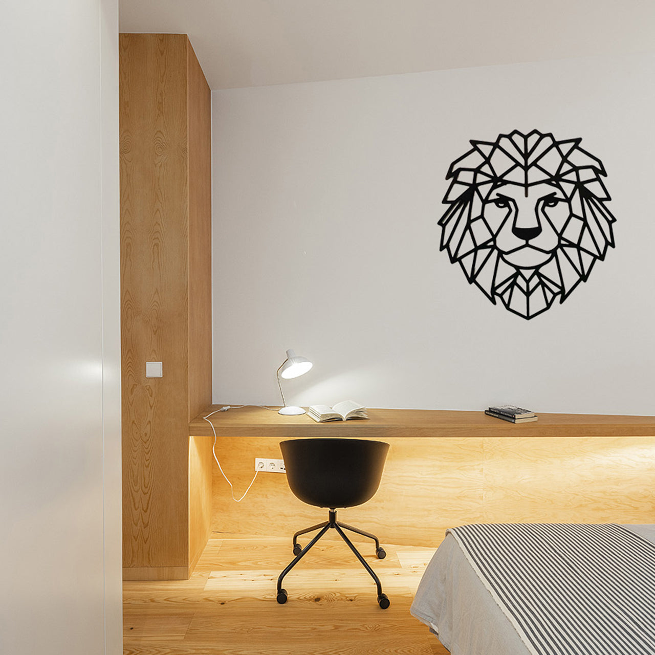 León